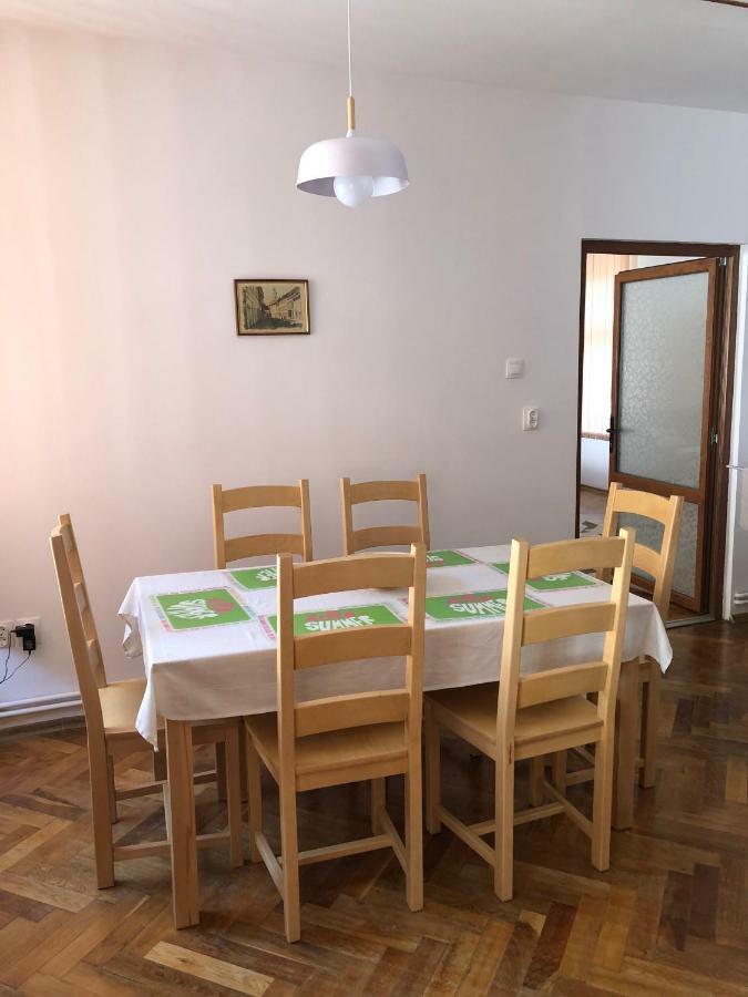 Pe Tocile Apartment Braşov Eksteriør bilde